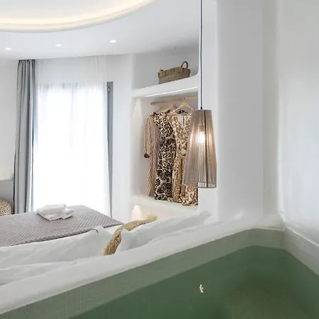 Majestique Of Naxos 4*