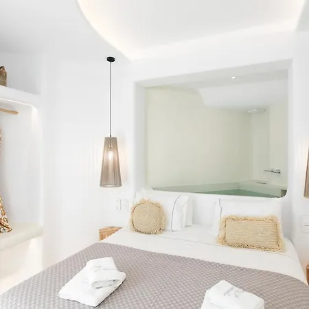 Majestique Of Naxos Lägenhetshotell 4*