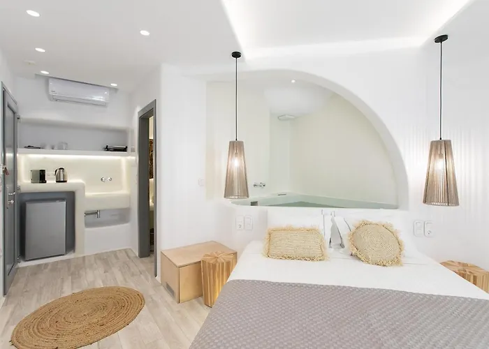 Majestique Of Naxos 4*